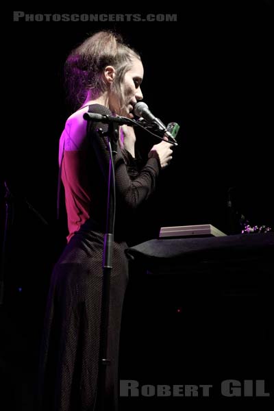 RIVKAH - 2010-02-03 - PARIS - Point Ephemere - 